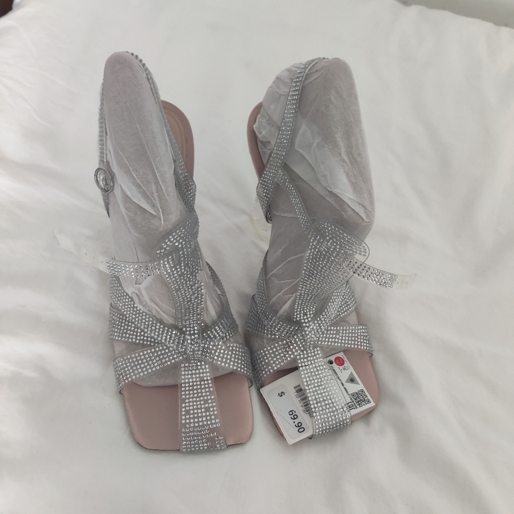 Zara clear rhinestone shoes size 40/9